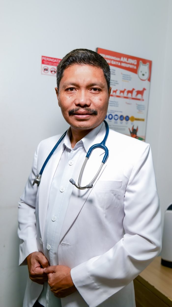 drh. Syafri Edwar,M.Si.M