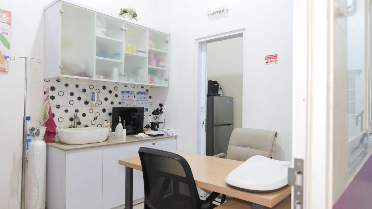 Poli Klinik